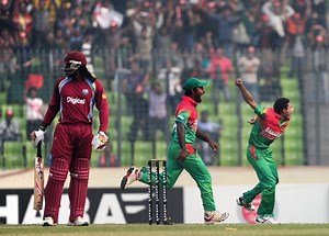 Sammy defends under-performing Gayle after series loss