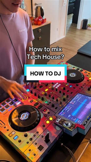 How to do a DJ transition -> Nr. 365 Songs: @Reinier Zonneveld - Loco Loco X Pump It Up (L20 Remix) #learnontiktok #howtodj #cyriloandesteban #djtransition #djtutorial