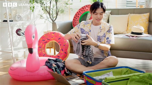 If something is ‘a piece of cake’ 🍰, it’s ‘very easy’ 😌. But what does ‘the icing on the cake’ mean? 🫤 Watch this week’s English In A Minute to find out and learn more ‘cake’ phrases – then try using one of them in a comment! 👇👇👇 👉 Head to our website for the vocabulary list and a quick quiz: https://bbc.in/45G5WGb 💚 | BBC Learning English