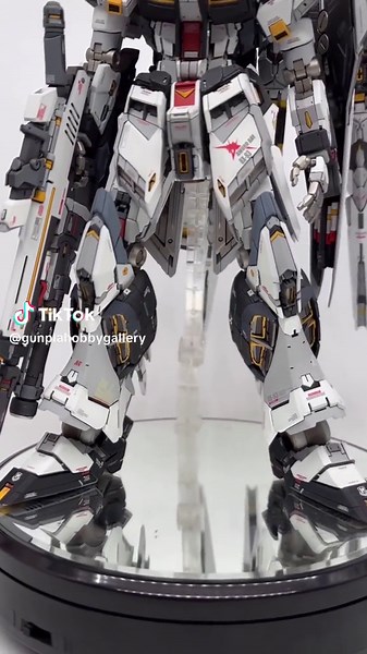 MG 1/100 RX-93 NU Gundam Ver.Ka - Bandai Namco Model Kit