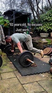 👉 “61 years old. No excuses. Just work.” Most men slow down. I refuse. Strength isn’t about age. It’s about discipline. It’s about showing up, rep after rep, no matter what. Your body doesn’t quit. Your mind does. The question is—will you keep pushing, or will you let time break you? 61 years old. No excuses. No compromises. Just relentless effort. Every rep, every drop of sweat is a reminder—your body is built for strength, not decay. Forget what they tell you about aging. Dream big. Train har