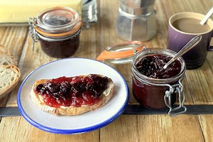La receta más fácil de mermelada de arándanos casera, ideal para el desayuno, pero también para acompañar carnes