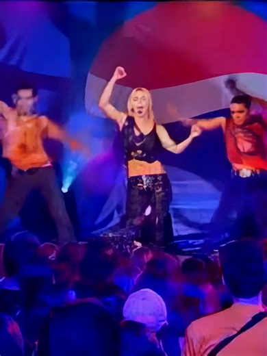 Britney Spears' 2002 Pepsi Show: A Sydney Sensation