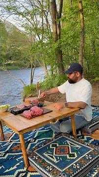 Orientalische Sitzkissen am Fluss | Outdoor BBQ & gemütliche Atmosphäre #caddebuy