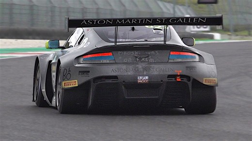 Aston Martin Vantage GT3 with V12 Engine