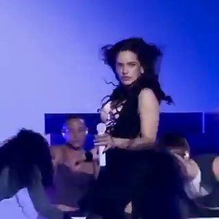 serving cvnt while the violins and cellos give a dramatic expensive vibe to la combi versace.. lux tour is something else