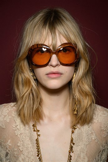 Capelli luminosi in 6 step