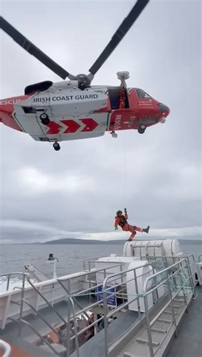 IRISH COAST GUARD 115 this morning winch training on Galway Bay with Aran Islands Ferry “Saoirse Na Farraige” on passage from Port of Galway to Inishmore Aran Island, this was before our tasking, note as we deploy our winchman, once happy at his selected descent height he puts his free arm out straight & leaves it there, that’s the signal to our winch operator to stop the winch descent! Communication is vital. Video courtesy of our very good Aodan Mac Donnacha. | Rescue 115