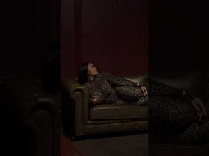 Birthday photoshoot BTS | couch poses