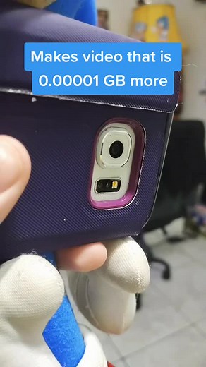 Sonic Plush Toy Showcase in 4K