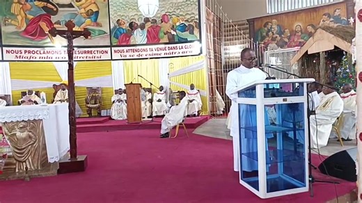 En direct de la Paroisse Cristo Risorto de Hedzranawoe, la messe d'action de grâce du père Cyrille Abossé KETE. #RadioMariaTogo | Radio Maria Togo