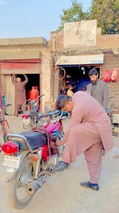 Haram K Paise Kamane se Halal k Bhi Paise Nikal Gay 👍 #funny #comedy #funnyvideos #comedyvideo #viral #munirandasadvine | Munir and Asad Vine