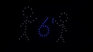 THIS IS AWESOME - 140 drones lit up the night sky in Nashville over the weekend for a special show honoring workers on the pandemic frontlines. STORY: https://bit.ly/36bISiH | WSVN-TV
