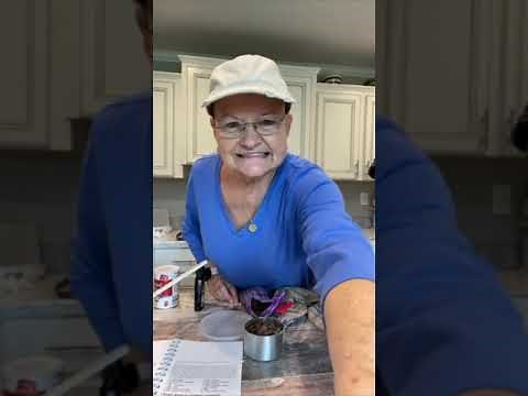 Laura Bush's Cowboy Cookies | Easy desserts| Southern cooking | Mama Sue's Southern Kitchen