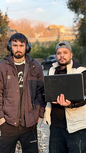 ‎💢دیجی تی وان💢djt1💢‎ | ‎●برای دریافت این ریمیکس عدد (4) رو کامنت کن تا خودکار برات ارسال شه… 𝑴𝒊𝒙 𝒎𝒂𝒔𝒕𝒆𝒓𝒊𝒏𝒈💻 :@dj____t1 𝑺𝒊𝒏𝒈𝒆𝒓🎙 : @dj_mammad_sa_y ⚡️اسپانسر من...‎ | Instagram