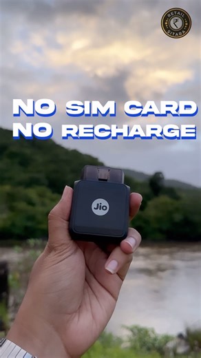 Animesh | Retailsitara on Instagram: "JioMotive, a smart OBD device that can make any car smart in minutes. Whether you love driving or prefer to be chauffeured, this small device can change your commuting experience. Here are some more details - Real-time Vehicle Tracking - Geo Fencing - Data Sharing with e-SIM - Time Fence - Car Health Monitoring - Engine Start/Stop Notification Price is currently ₹4,999. ₹599 annual fee after 1 year. #JioMotive #jio #cartech #smartcar #retailsitara #indiantra