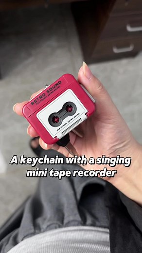 Singing Mini Cassette Recorder Keychain - A Fun Gadget