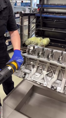 @mr.benz on Instagram: "BUILDING AN AMG V8! We just went to Affalterbach @MercedesAMG HQ and filmed how they build the iconic 4.0 V8 engine! 👀 Tag your friends who have to see this 👇🏼 _____________________________ Mercedes AMG 4.0l V8 Bi-Turbo engine supported by @mercedesamg"