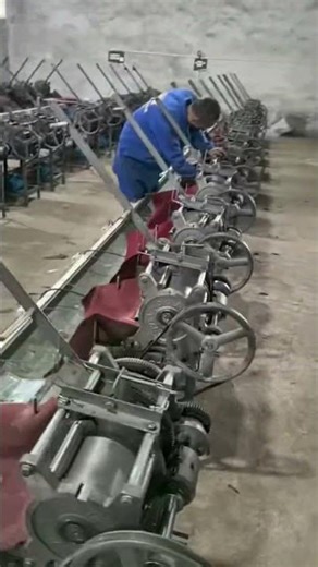 #Paper tube rolling machine for fircrackers match