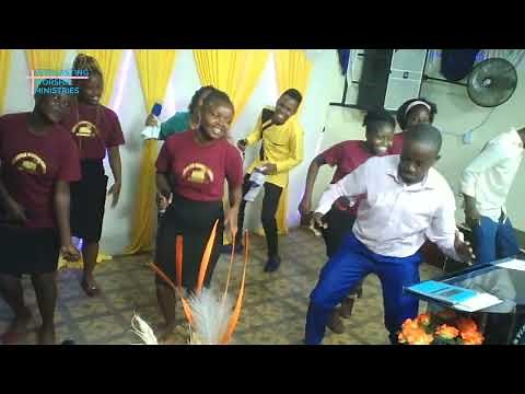 THE BEST OF KIGOOSHO--Ngoro yakwa nirakena--MUNDU MURATHIME..A WONDERFUL KIKUYU PRAISE SESSION