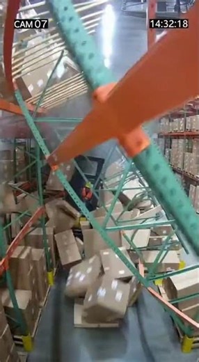 Rack Domino Disaster in Warehouse
