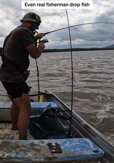 Fishing Challenge in Queensland: Catching Big Fish