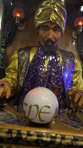 The Great Zoltar Vintage Arcade Machine
