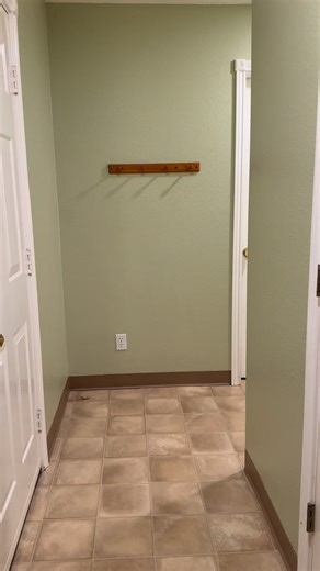 Eduardo Lopez on Instagram: "How to make it difficult for someone to break in your house with this door lock and this video we explain why this is the best reinforcement for your door #door #doorlock #security #homesecurity #burglary #breakin #doorlock #home #homeimprovement #construction #remodel"