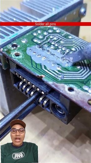 Simple way to remove a socket #smartphone #deadphone #automobile #hpsmart #viral #arduinoproject ...