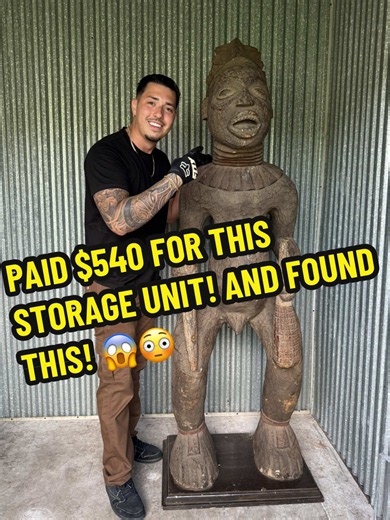I paid $540 for this abandoned storage unit… and the first thing I found was a 7 foot African carving. How much is it worth? #abandonedstorageunit #storageunitfinds #storagewars #storageauction #fyp