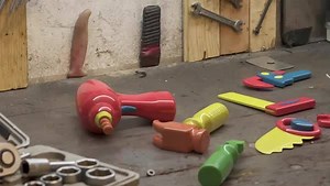 1.6K views | Starke Lasten brauchen starke Tools  Ob 3D-Modelle, Rendering oder Simulationen, eine Workstation mit AMD Ryzen™ Threadripper™ PRO liefert die Power! Ab jetzt nur noch ganze Sachen: https://bit.ly/37QuCOG | AMD | Facebook