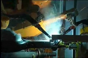 20 Axis CLOOS System Welding Ring and Covers of Truck Axles | Robotmer Robotlu Otomasyon