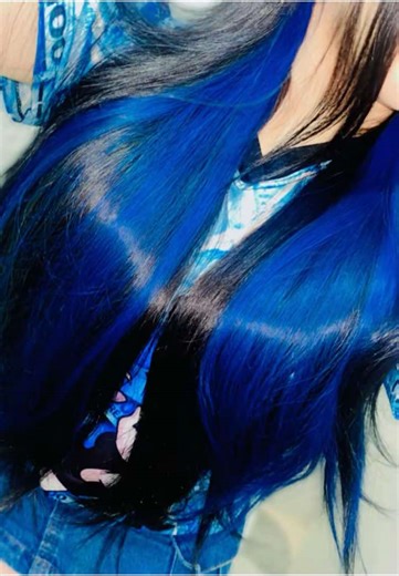 Cabelo Azul: A Psicologia por trás da Cor Azul