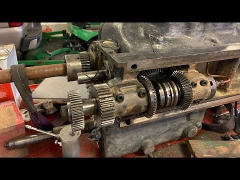 Hendey Gear Head Lathe - Reversing Leadscrew Mechanism Overview