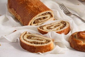 Beigli - Traditional Hungarian Nut Rolls