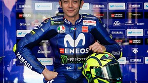 Rossi reveals 2018 MotoGP helmet design
