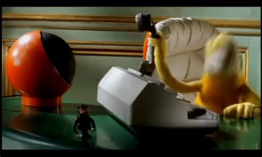 Mr. Oizo ❤️ Flat Beat 🗓️ 1999 🎵 Electronic / French House / Experimental Flat Beat is the breakthrough track by French producer Mr. Oizo (real name Quentin Dupieux), released in 1999 on F Communications. The song became a global sensation thanks to its minimal, distorted bassline and its association with Flat Eric, the yellow puppet featured in the Levi’s commercial that made the track famous. Entirely instrumental and built around a crunchy, looping groove, Flat Beat became an unexpected char