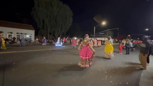 Video of 2025 Hemet Christmas parade. Video by Andrew & Cheyenne Thompson with Action Eye News Live | Action Eye News LIVE