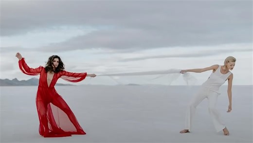 16 Simple, Affordable, and Effective Photography Prop Ideas