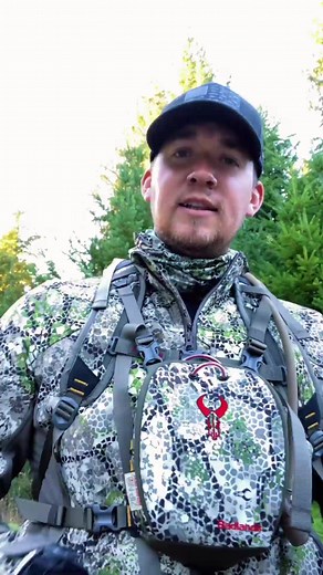 This took years of practice. #archery #bowhunting #cleargenius #elkhunting #tips​ #diy #lifehack #skill #efficiency | List Lipe