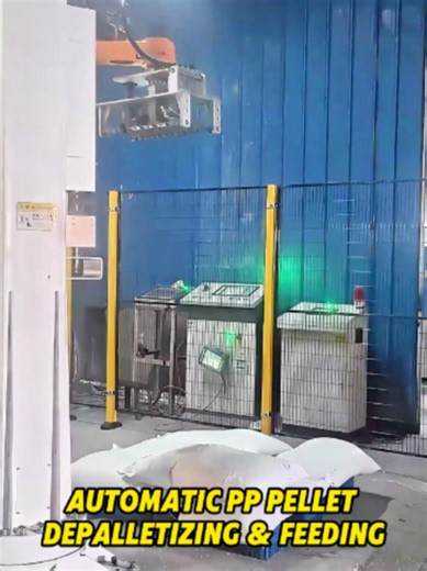Automatic PP Pellet Depalletizing & Feeding 😎#palletizing #depalletizer #injection #extrusion #ATEX #plastic #robotics #robot #palletizer #injectionmolding ##depalletizing
