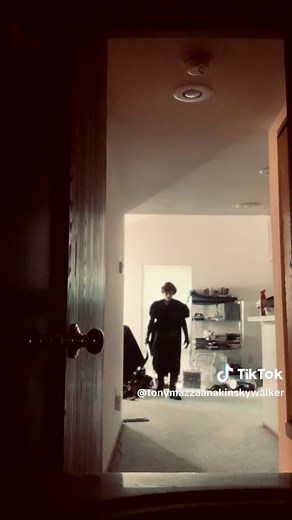 Darth sith anakin Skywalker (@tonymazzaanakinskywalker)’s videos with Zombie - Bad Wolves