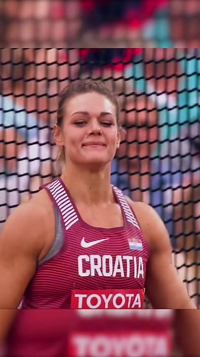 The discus queen 👑 #fyp #foryoupage #foryou #athletics #track #trackandfield