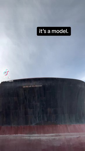 8.1K views · 231 reactions | 7’ long. HO Scale, 1/87 #weathering #modelrailroads #modelrailroading #railroadmodelcraftsman #scalemodels #modelrailways #dioramas #trains #scratchbuilding #fosscalemodels #miniatures #details | Dirt Spot.7 | Facebook