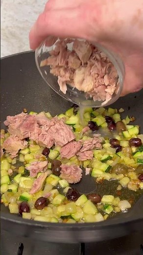 White Pasta with Tuna and Zucchini #thewarmflavorofthesouth