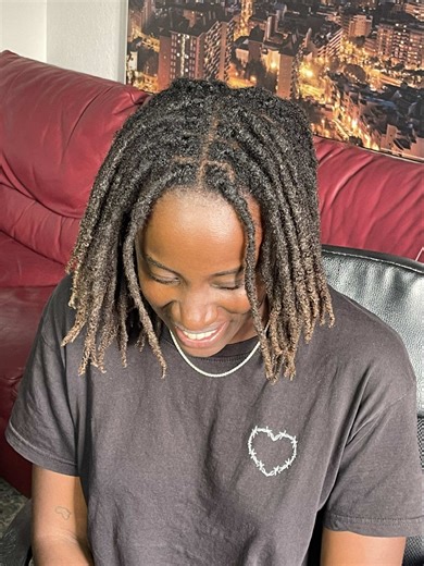 Dreadlock Maintenance with Crocheting Method