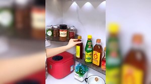 Corrugated Suction Cup Storage Holder, No Drill Clear Wall Caddy, Bathroom Suction Storage Box, Anti-Slip Strong Suction Great Load Bearing for Kitchen Bathroom Hotel Wall Organizers (Grey, Triangle)