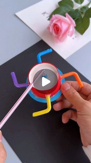 paper crafts creator on Instagram: "Don’t throw away straws and disposable cups. Use them to make a whirlwind spinning top. It’s a great exercise for your child’s lung capacity! #Parent-child handicraft #Homemade #toys #Handmade #Handmade #diy paper craft"