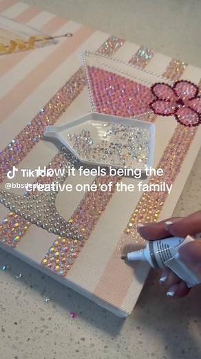 Diamond Art Kits: Easy Bedazzling DIY for Summer Crafts