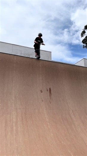 Bri Inward: Scootering Technique Tutorial